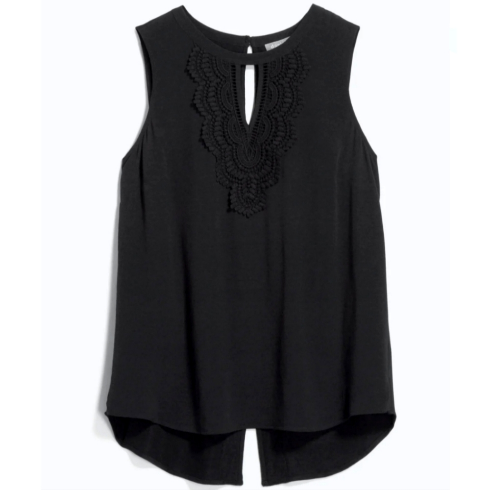 Daniel Rainn Sleeveless keyhole crotchet blouse XL